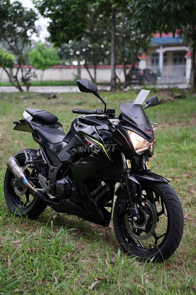 Z300 MẨU DATE 2018 ĐEN NHÁM . KENG ĐẸP