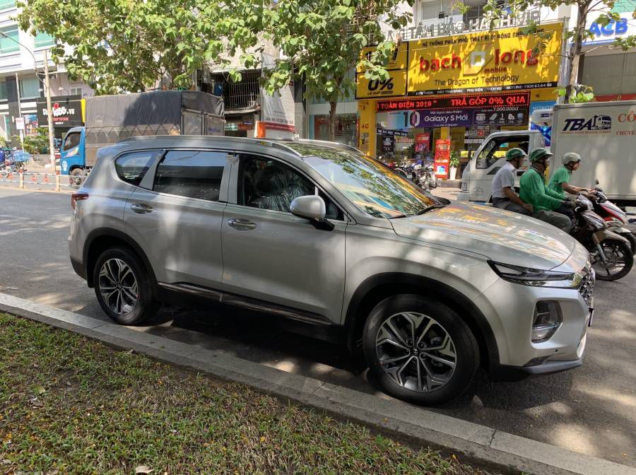 Santa Fe 2.4 Xang 2019 MOI !!! giao ngay, nhieu khuyen mai, gia tot nhat mien nam.
