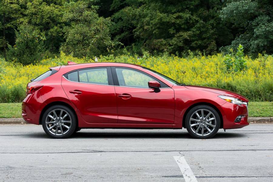 Ban Mazda 3 2.0G AT Sedan 2019 moi Dong Nai - Gia uu dai nhat khu vuc - Nhieu qua tang cuc hap dan