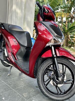 SH 150 ABS 2017 đỏ đen 16,000km, tình trạng 98%