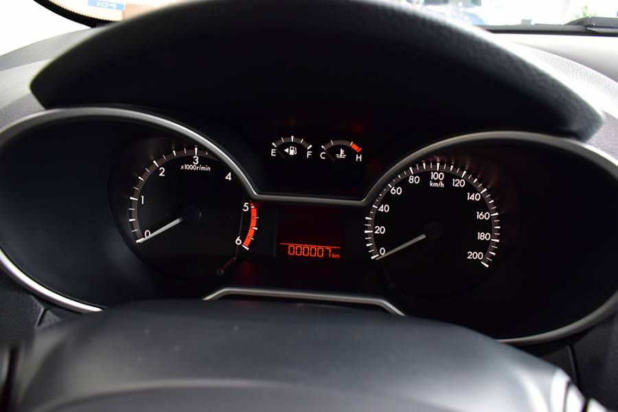 Ban Mazda BT-50 Facelift 2019 moi Binh Duong