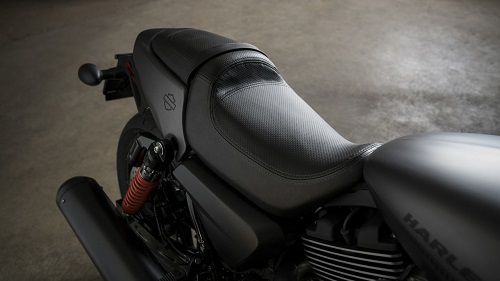 Harley-Davidson Street Rod 2017 thu hút giới trẻ, giá 198 triệu đồng - 3