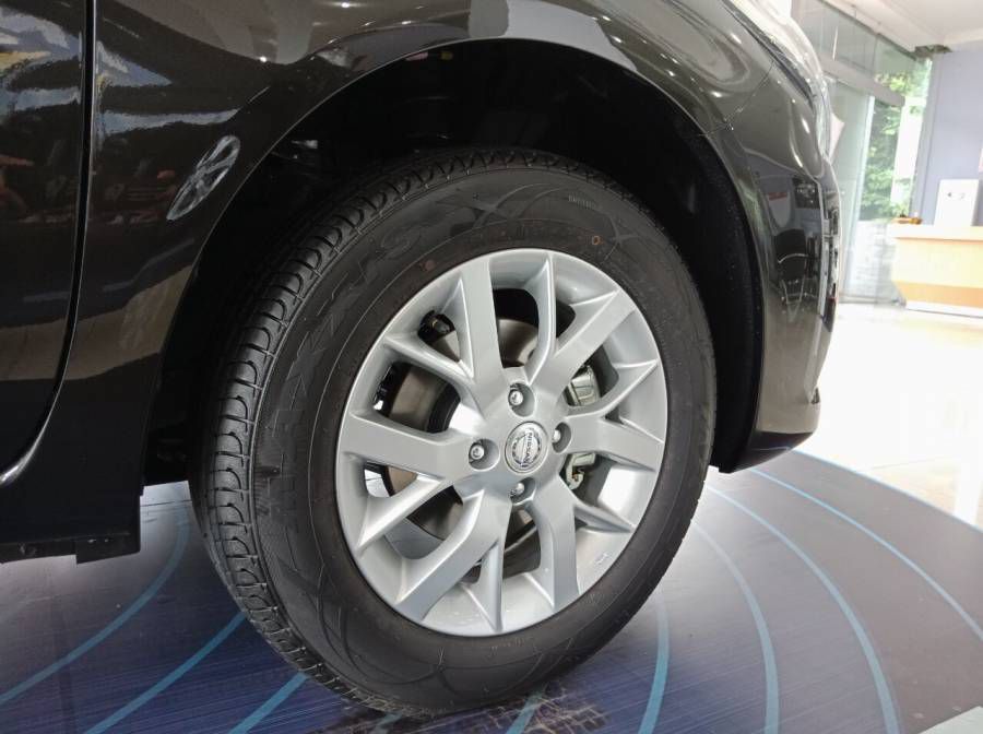 SIEU KHUYEN MAI VA PHU KIEN LEN DEN 30TR