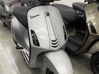 vespa sprint 125 . 3vie . 2016