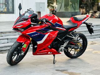 HONDA CBR 150 BẢN  ĐÈN NÉT CHÍNH CHỦ XE BIỂN 29