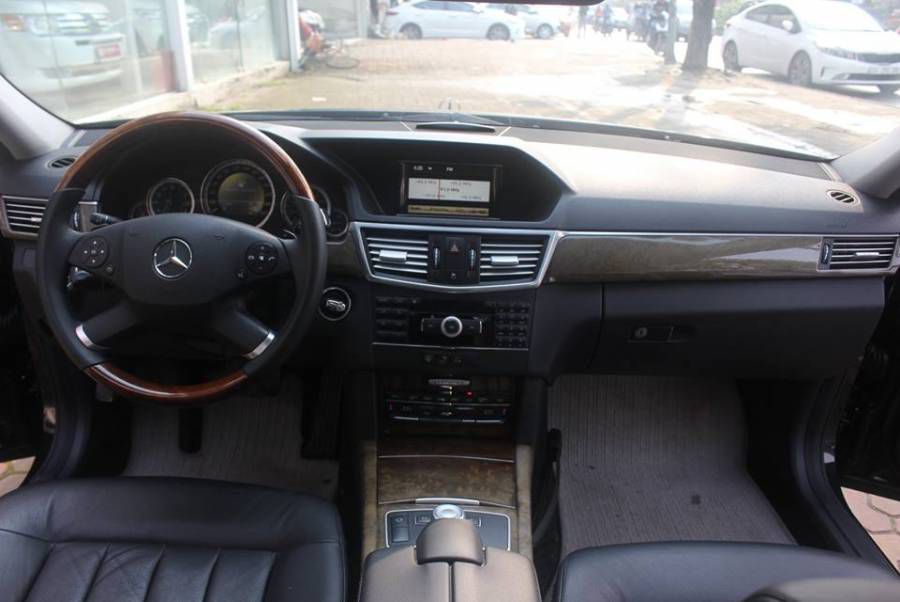 Ban Mercedes-Benz E300 E300 2009 cu Ha Noi
