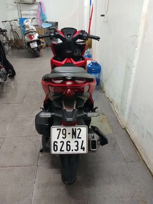 Cần tiền bán xe hiệu vario 150cc