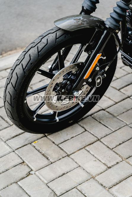 Harley Davidson Iron 883 Chinh Hang 100% o Da Nang gia 379.7tr MSP #1011918