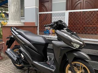 Vario 150 2022 đen mâm đồng mới 95%