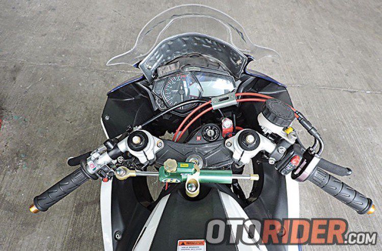 Moto Yamaha R25 do banh cam “hang doc” tai Indonesia-Hinh-3