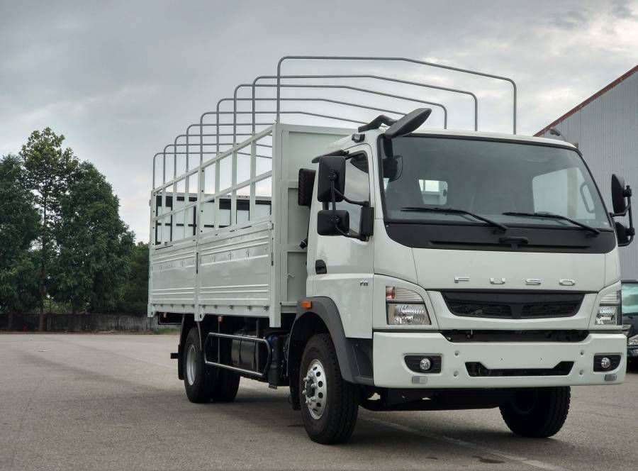 Xe Tai Mitsubishi FUSO FA 5,5 TAN Doi 2019 moi Ho Chi Minh 0939 900 849