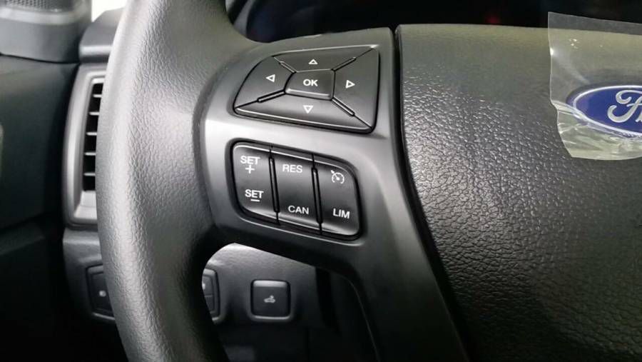 RANGER WILDTRAK 2.0 4X4 DU MAU GIAO NGAY, GIAM GIA TIEN MAT, TANG PHU KIEN LEN DEN 40TR.