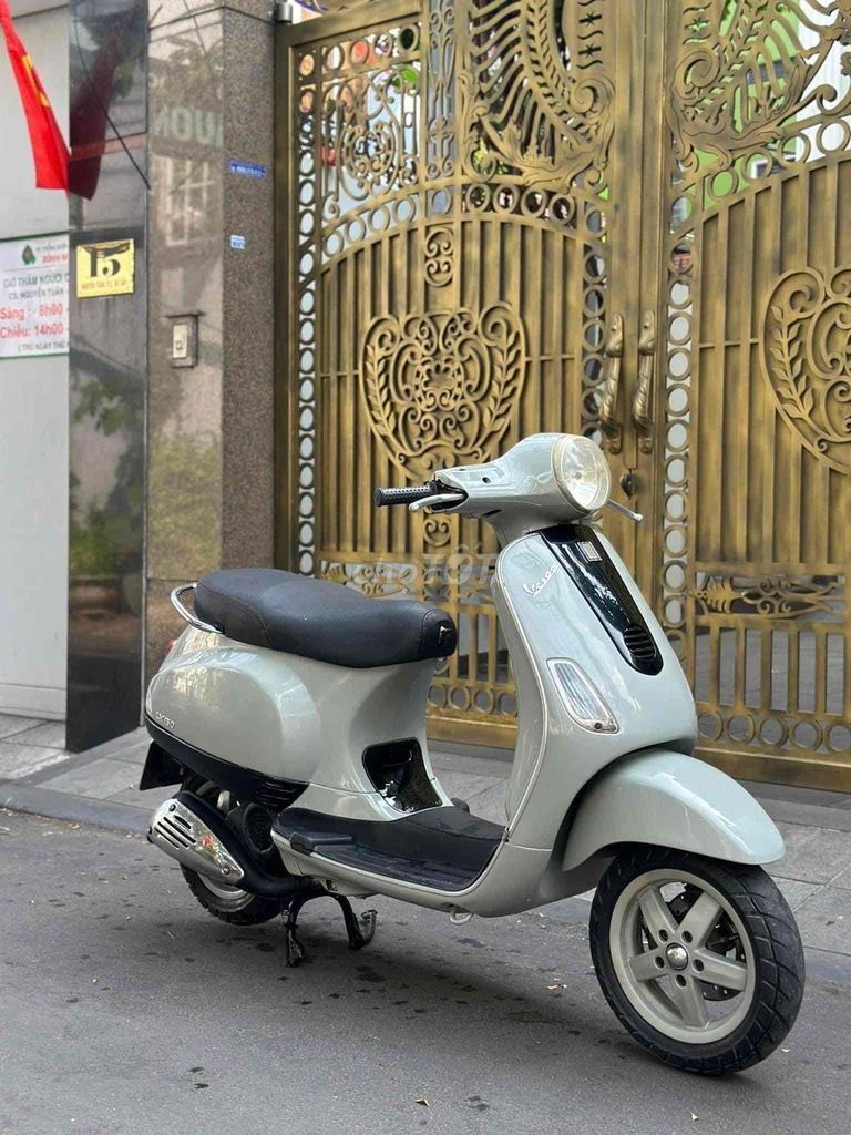 Vespa Lx 125 Chính chủ mây siêu chất