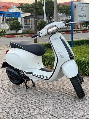 Vespa Sprint 125 Trắng Sporty Zin Đẹp