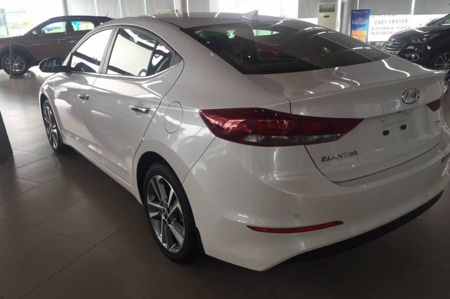 Hyundai Elantra 2019 - GIAM GIA CAO CHI CO TAI DAY