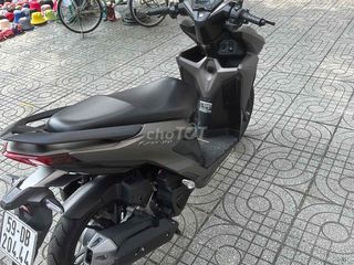 VARIO 2020 VÀNG CÁT CỌP BIỂN DỄ THƯƠNG