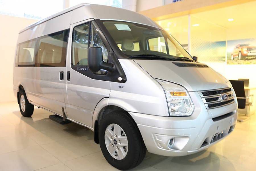 Ban Ford Transit 2019 COMBO LUXURY 2019 moi Ho Chi Minh,TRA TRUOC 150tr SO HUU NGAY FORD TRANSIT