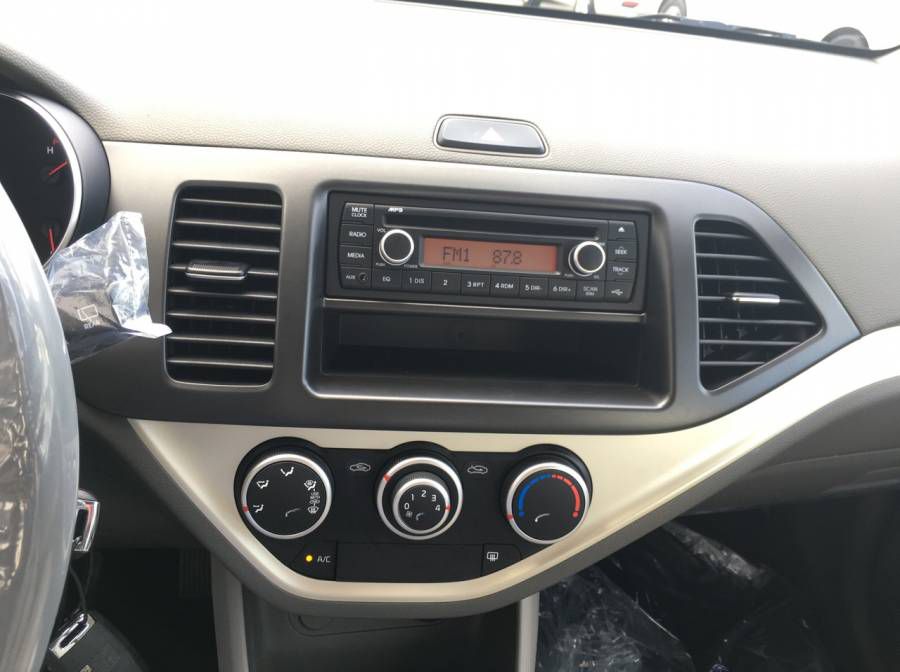 Kia Morning 2019- uu dai cuc khung thang 6 - ho tro tra gop 90% - goi ngay: 0938.805.067