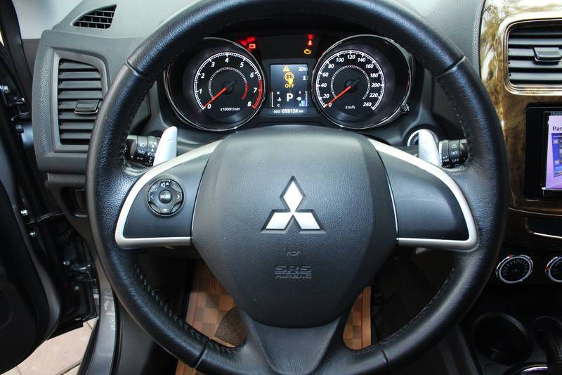 Ban Mitsubishi Outlander Sport 2.0AT 2015 cu Ha Noi