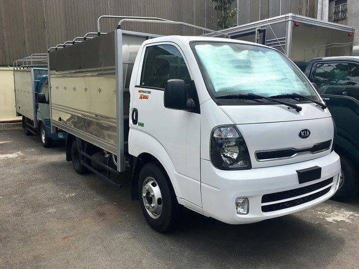Xe tai kia 2.4 tan thung 3.5m 2019 mau trang - Ho tro vay 80% LH: 0938.903.187