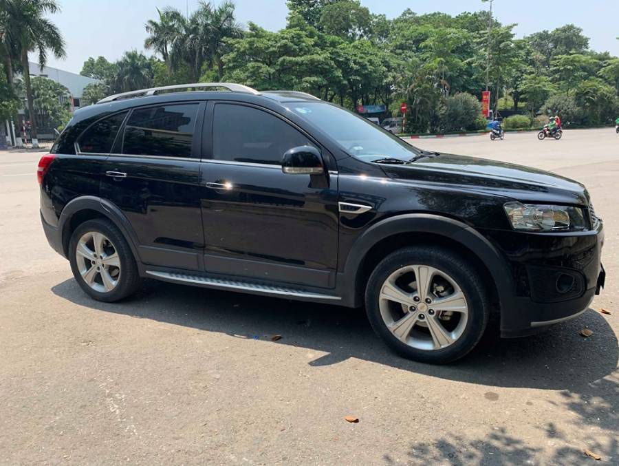 Ban Chevrolet Captiva LTZ 2015