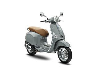 VESPA PRIMAVERA 125 - MIỄN PHÍ BẢO DƯỠNG 5000 KM