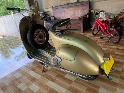 Vespa cổ Acma 1954 thay máy Supper hợp lệ 100 %