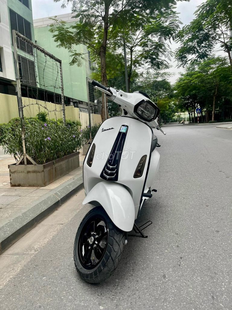 Vespa primavera up sprint 3Vie máy zin tuyệt đối