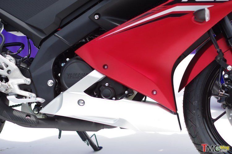 Yamaha ra mat moto the thao R15 moi gia 59 trieu-Hinh-5