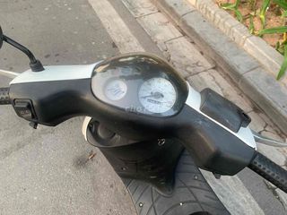 Xe Piagio Zip Việt Nam 100cc màu trắng