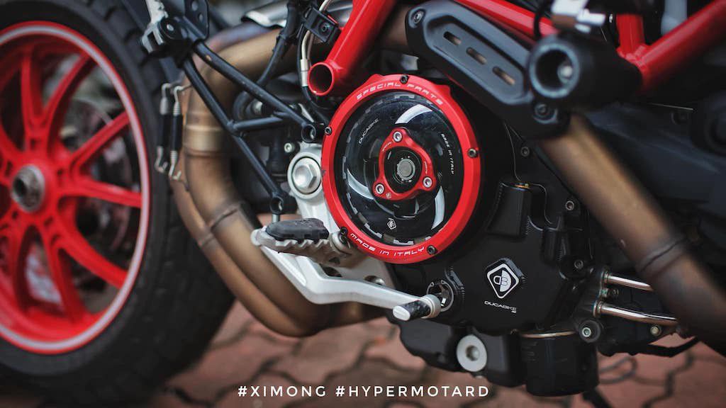 Vừa mua Ducati Hypermotard 950, biker Hà Thành đã “rã xe” ra độ lại ảnh 6