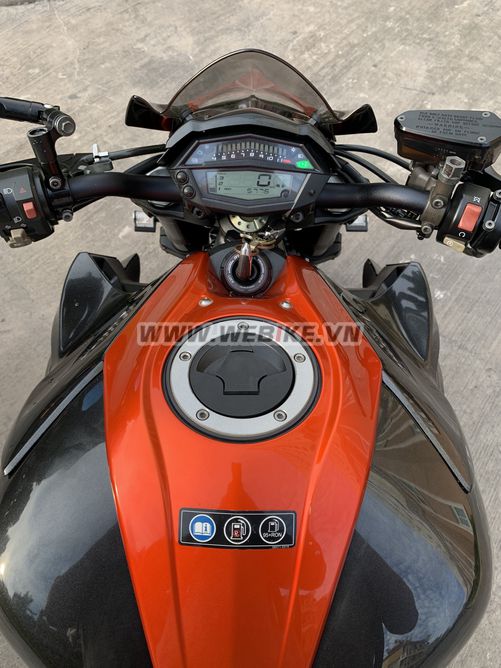 Can ban Kawasaki Z1000 ABS 2015 mau cam den o TPHCM gia 265tr MSP #1027221