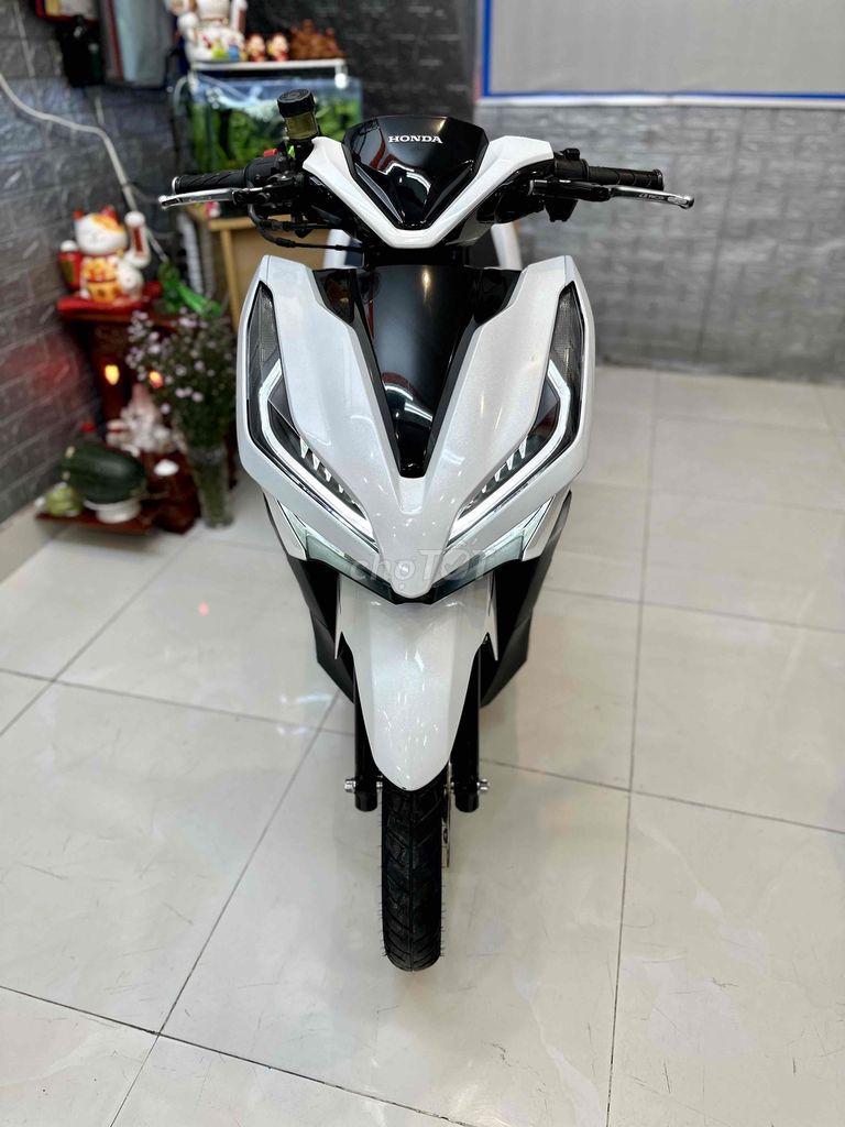 Honda Vario 150 Full Click Thái 2021 Trắng Kiễng