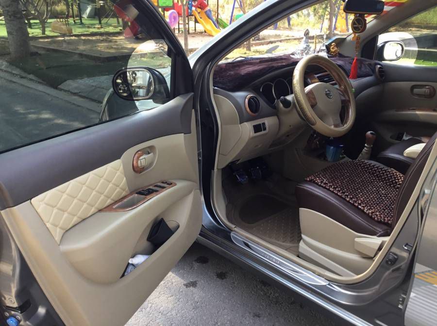 Ban Nissan Grand Livina Xang 2011 cu Ho Chi MinhHo Chi Minh