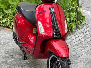 Vespa Sprint iget ABS 2022 Đỏ Cherry Mới 99%