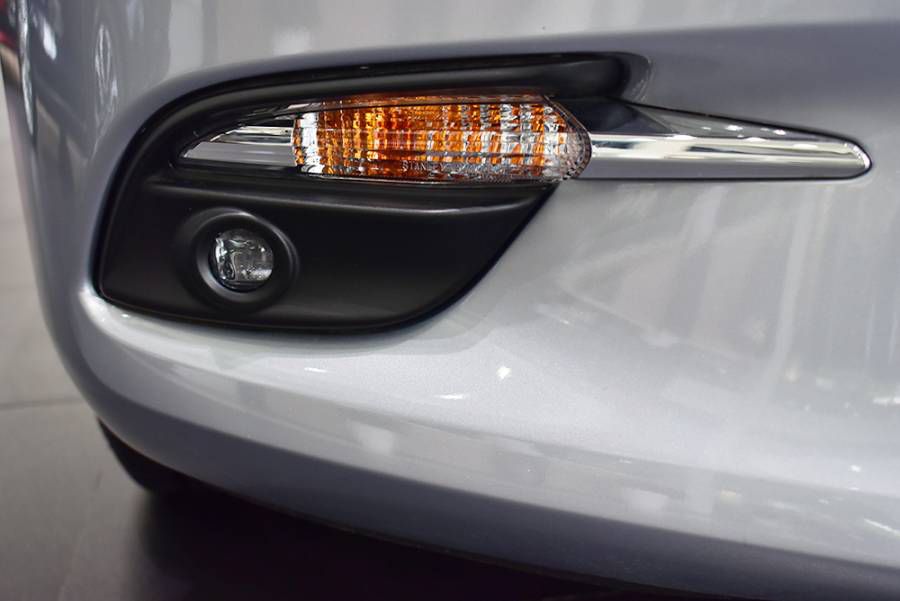 Ban Mazda 3 Face Lift 2019 moi Binh Duong