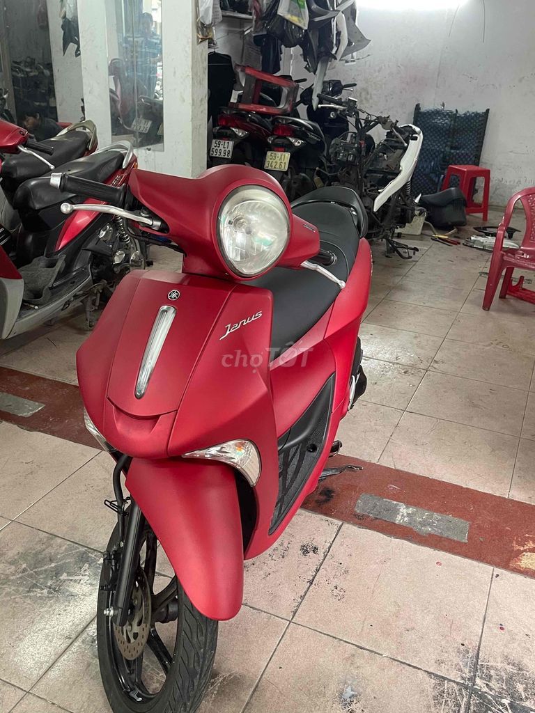 Yamaha Janus 2019 khóa thông minh