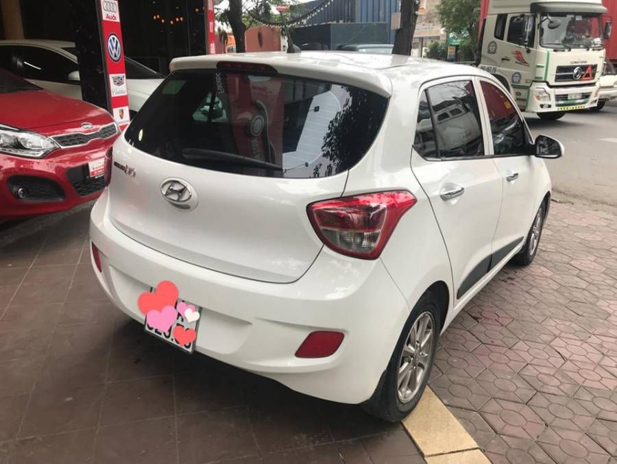 Ban Hyundai i10 1.0 AT 2015 cu Hai Phong