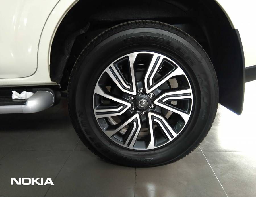Nissan Terra 7 cho May Xang KM 65 Trieu, Giao Xe Nhanh Chong