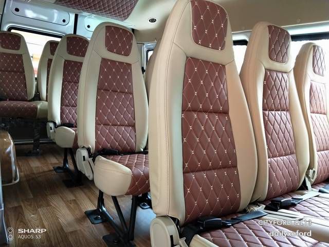 Ban Ford Transit City X 2.4L 2019 Tron goi lan banh, Full Bao hiem, PK kinh doanh