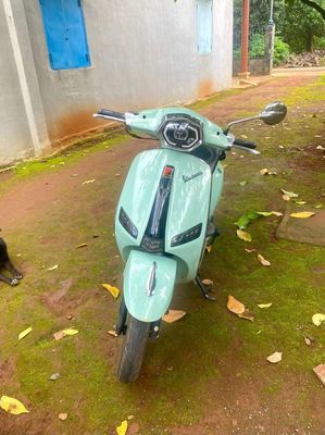 Xe tay ga 50 cc còn mới két sơn zin bóng màu