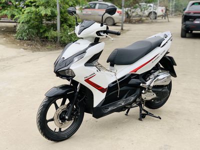 HONDA  AIR BLADE 125 FI TRẮNG 2023 KHÓA SMARTKEY