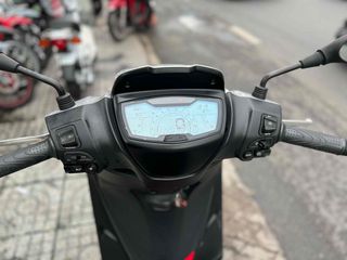 PIAGIIO MEDLEY 150 cc - Xám xi măng modell 2022