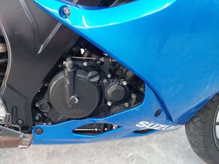 SUZUKI GSX150R DATE 2018