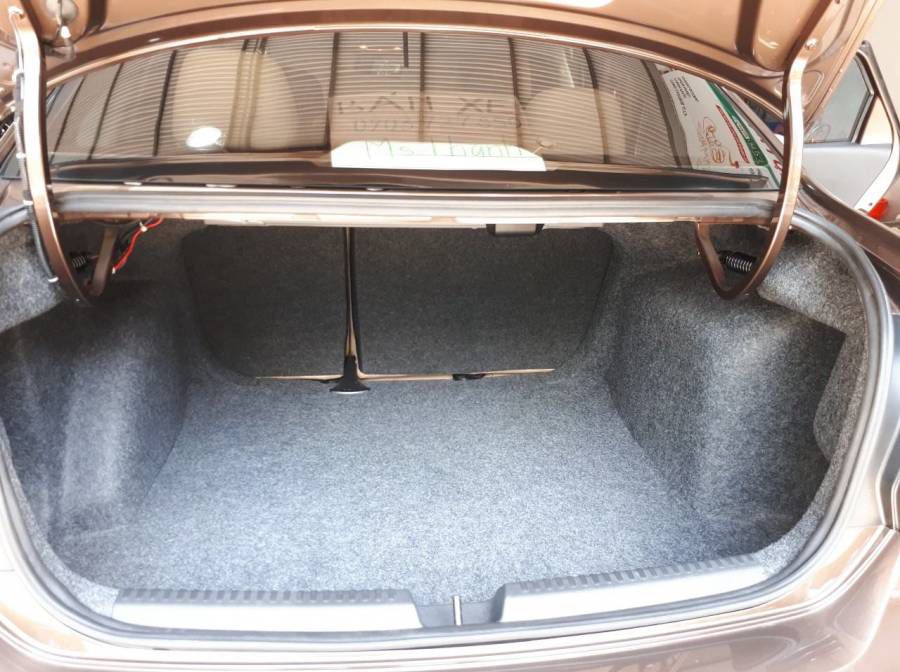 Ban Volkswagen Sedan 2016 cu