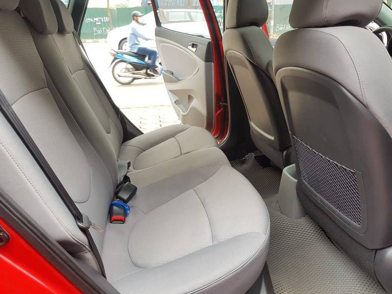 Ban Hyundai Accent Blue 2015 cu Ha Noi