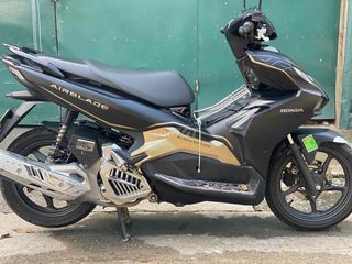 Honda Air Blade 2023 chính chủ sd còn rất mới