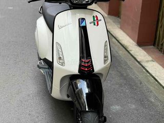 vespa 125 2015 trắng đen bstp chính chủ