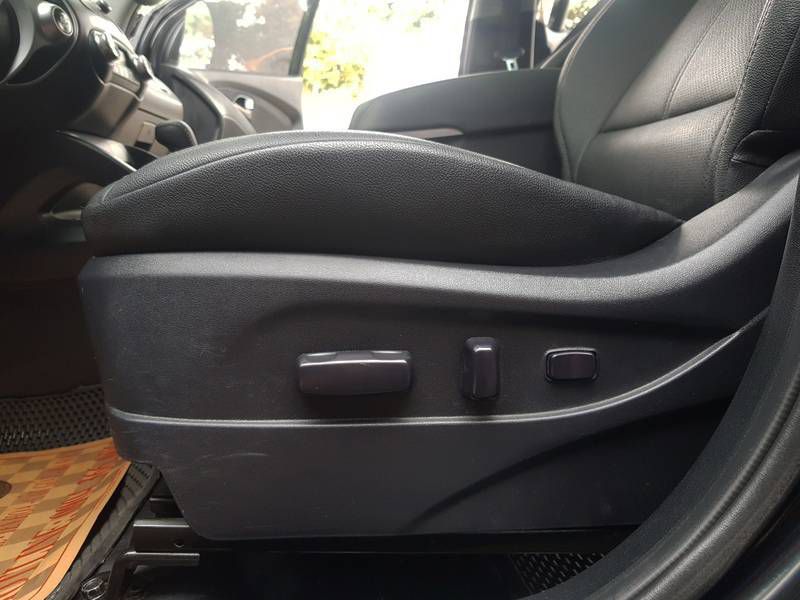 Ban Hyundai Tucson 4WD 2011 cu Ha Noi