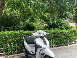 Piaggio Libety125 ie màu trắng thời trang!